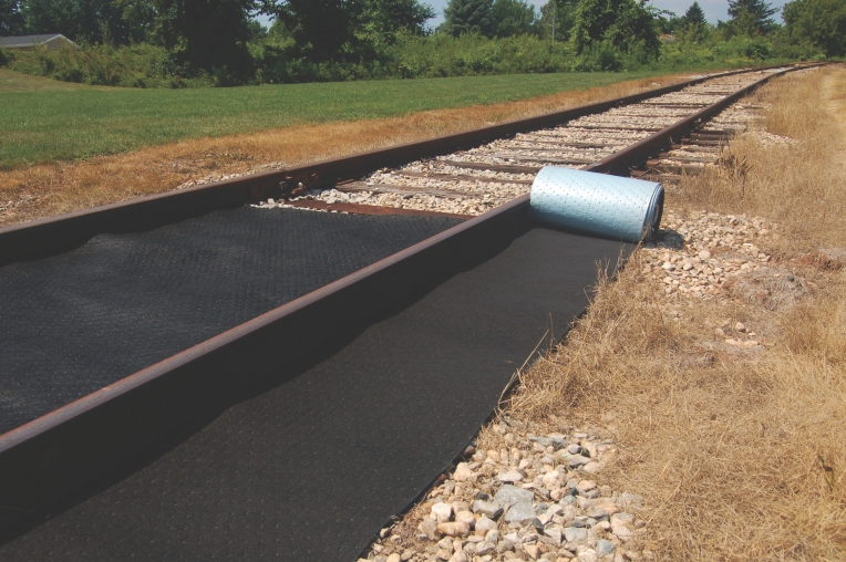 Oil-Only Railroad Track Mat Outside Piece